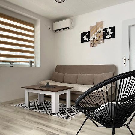 Starlux Apartment 莫斯塔尔 外观 照片