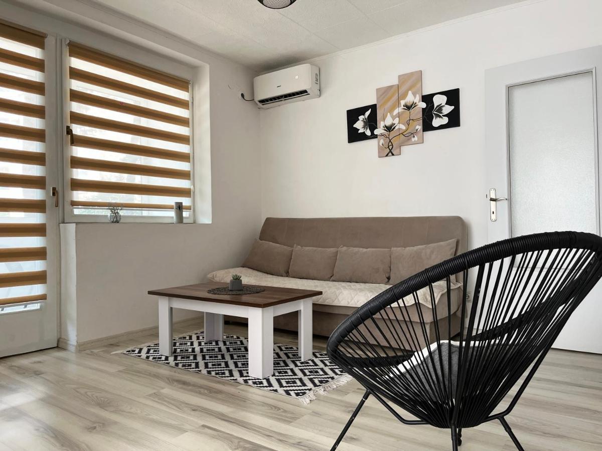 Starlux Apartment 莫斯塔尔 外观 照片