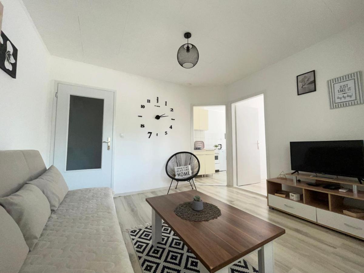 Starlux Apartment 莫斯塔尔 外观 照片